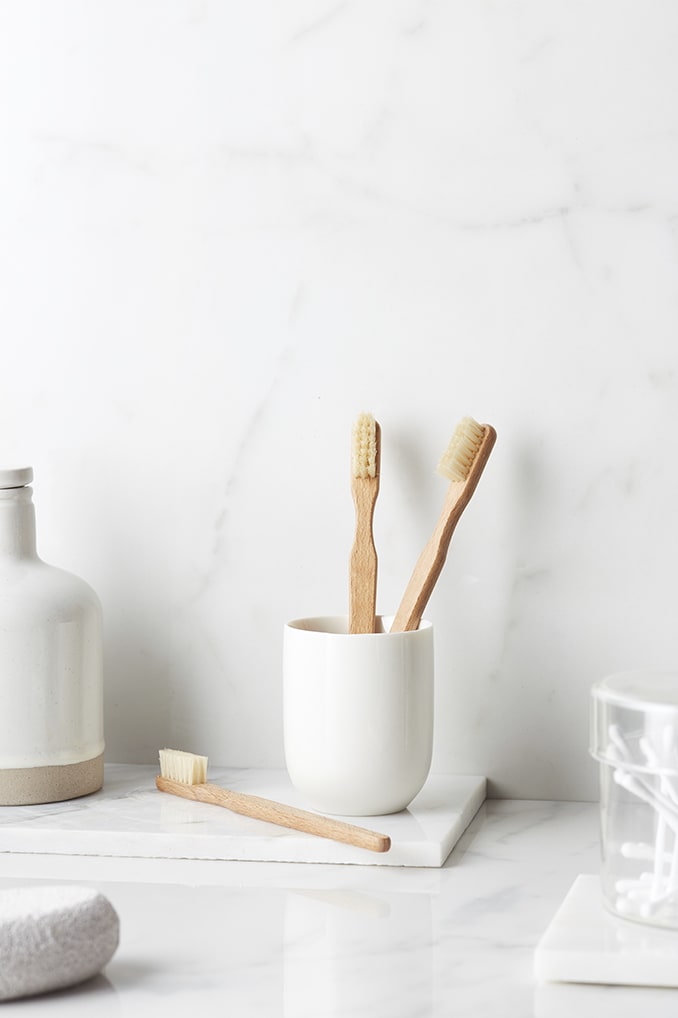 bathroom images with toothbrushes